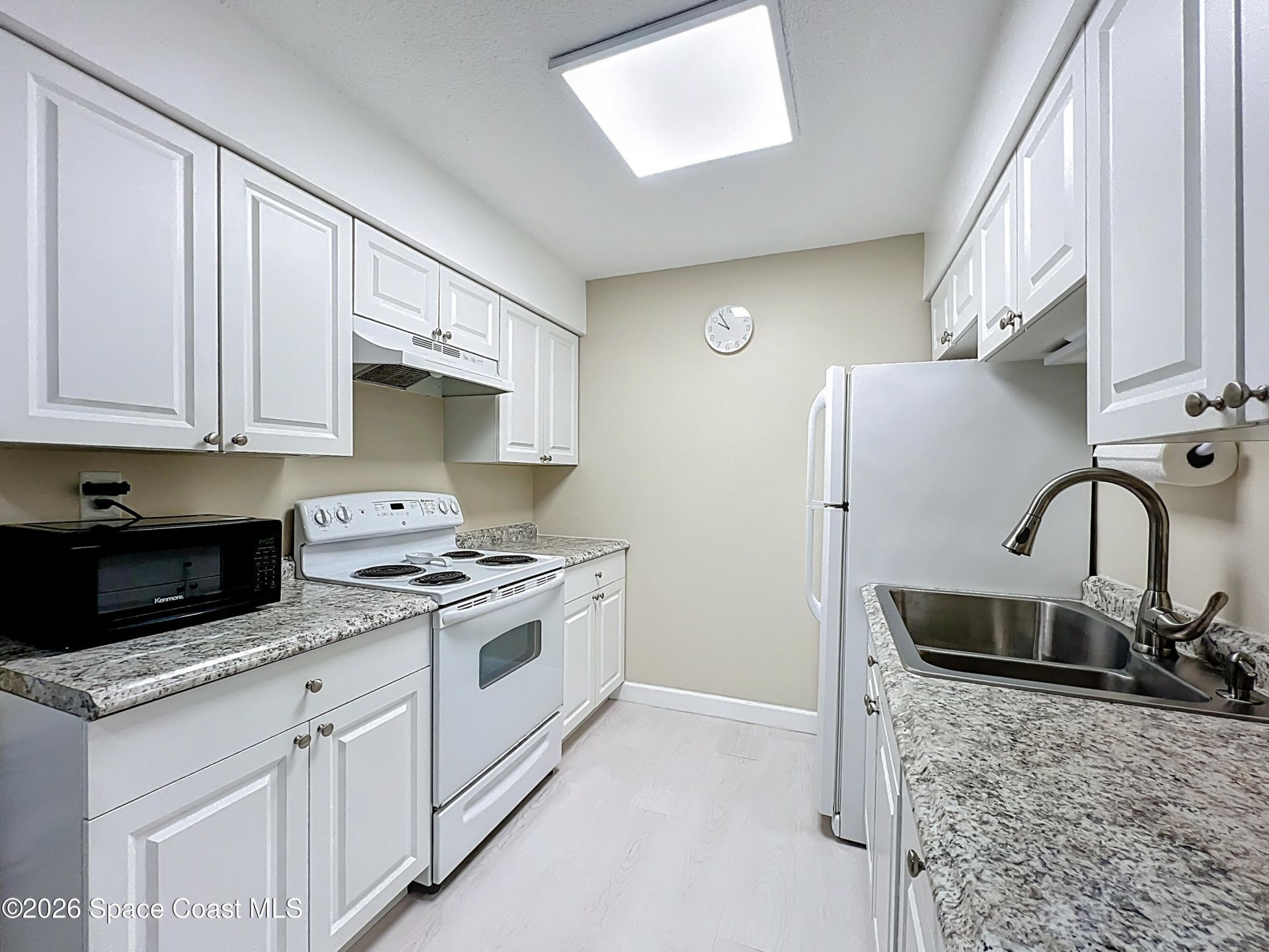 190 E Olmstead Drive, Unit F8, Titusville, FL 32780 Photo