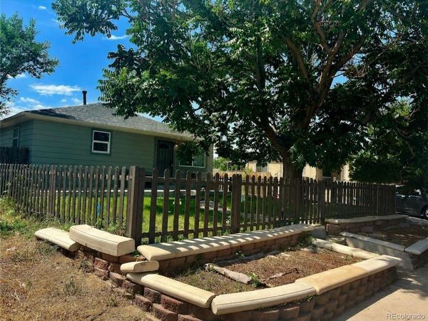 5715 Niagara Street , Commerce City, CO 80022