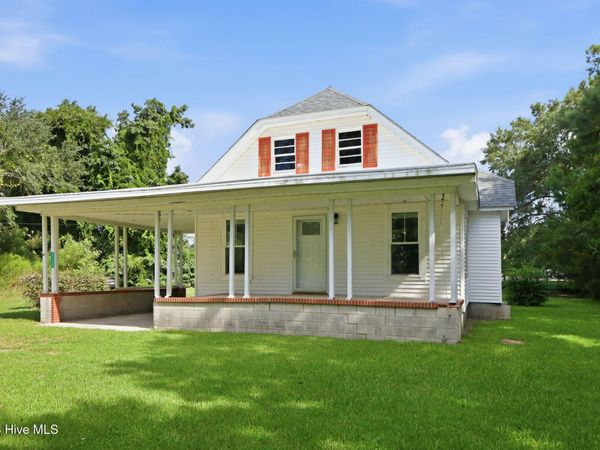 1112 Wilson Avenue , Morehead City, NC 28557