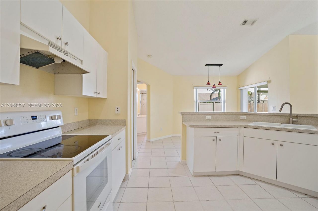 5961 NW Brenda Cir, Port Saint Lucie, FL 34986 Photo