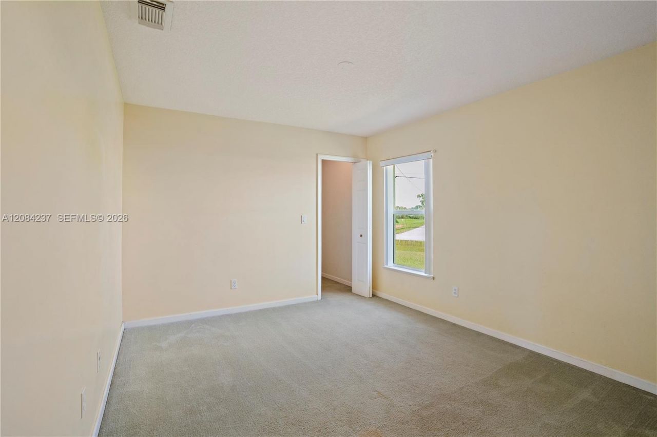 5961 NW Brenda Cir, Port Saint Lucie, FL 34986 Photo