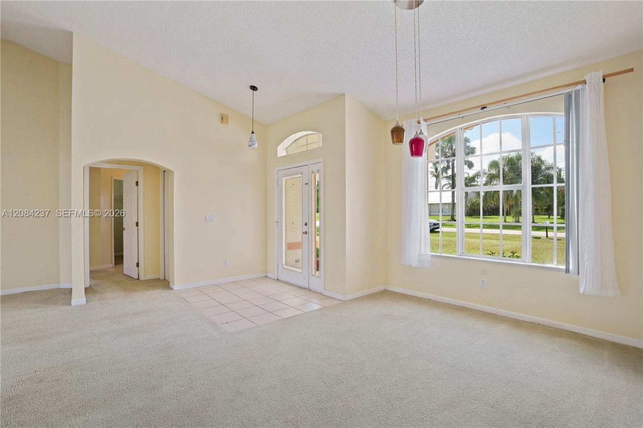 5961 NW Brenda Cir, Port Saint Lucie, FL 34986 Photo