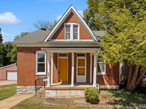 23 S 11th Street , Belleville, IL 62220