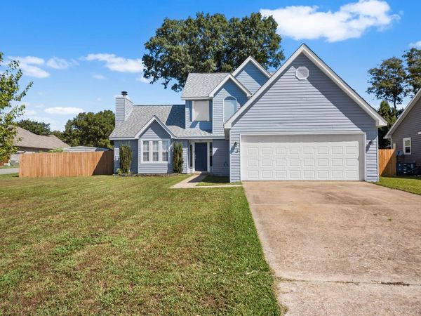 7016 Northlake Drive, Jacksonville, AR 72076