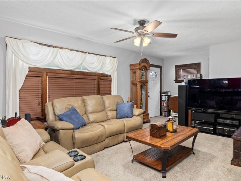 3569 Warren Road, Cleveland, OH 44111 Photo 12
