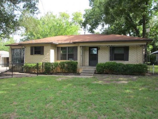 241 E main Street , Van, TX 75790