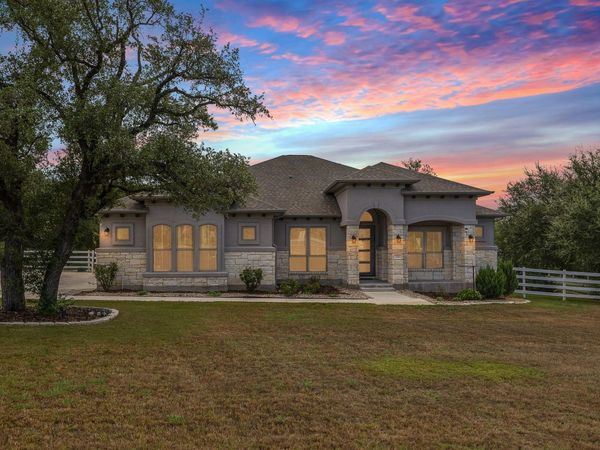 128 Stag Leap CT , Liberty Hill, TX 78642