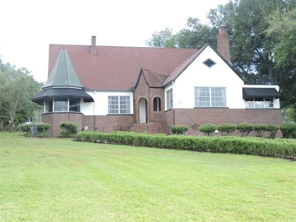 706 S LAKESHORE BOULEVARD , LAKE WALES, FL 33853