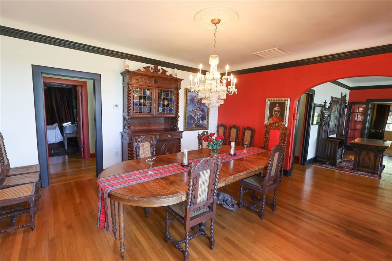 706 S Lakeshore Boulevard, Lake Wales, FL 33853 Photo