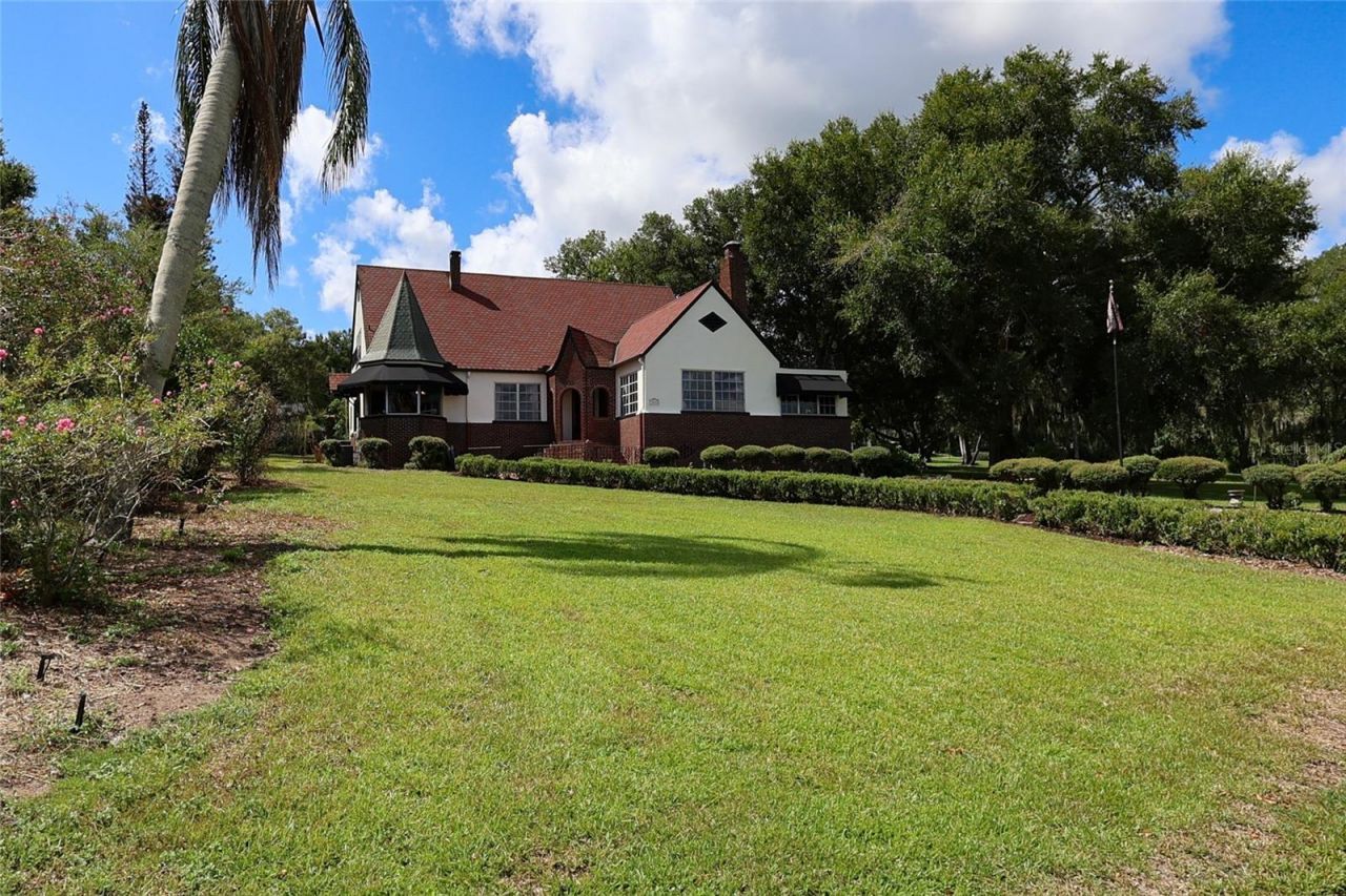 706 S Lakeshore Boulevard, Lake Wales, FL 33853 Photo
