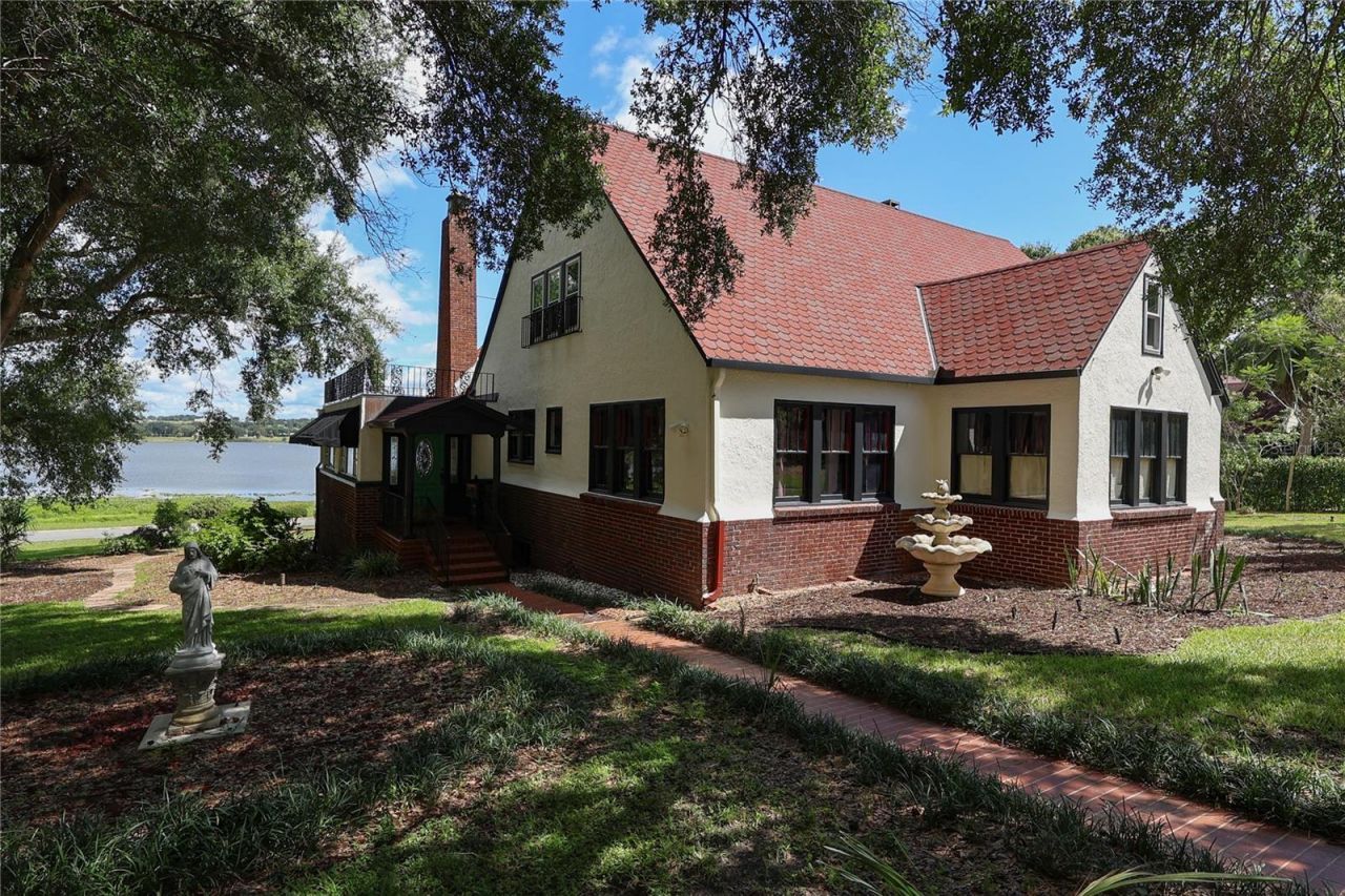 706 S Lakeshore Boulevard, Lake Wales, FL 33853 Photo