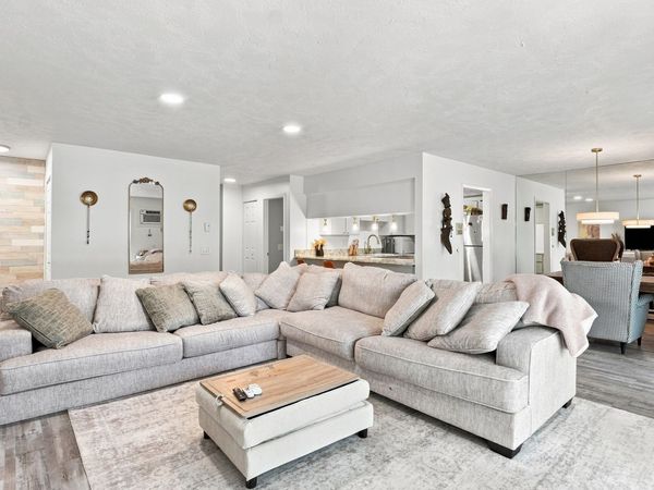 19 Eaglehead Ter, Unit 4, Shrewsbury, MA 01545