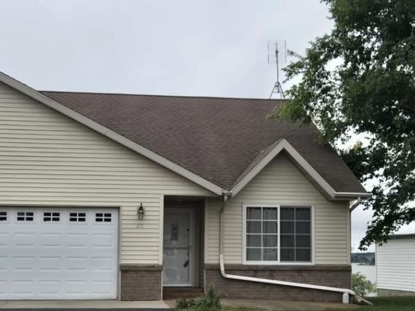 211 W Lake Street , Parkers Prairie, MN 56361