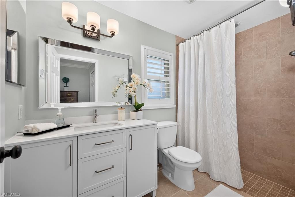 5573 Amoroso Dr, Fort Myers, FL 33919 Photo