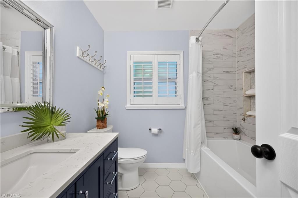 5573 Amoroso Dr, Fort Myers, FL 33919 Photo