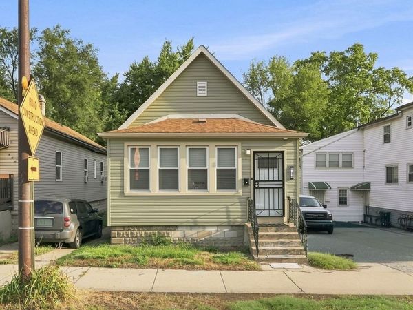 310 E 138th Street , Chicago, IL 60827