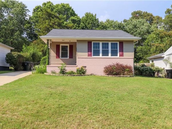 227 Albany Street , Burlington, NC 27215