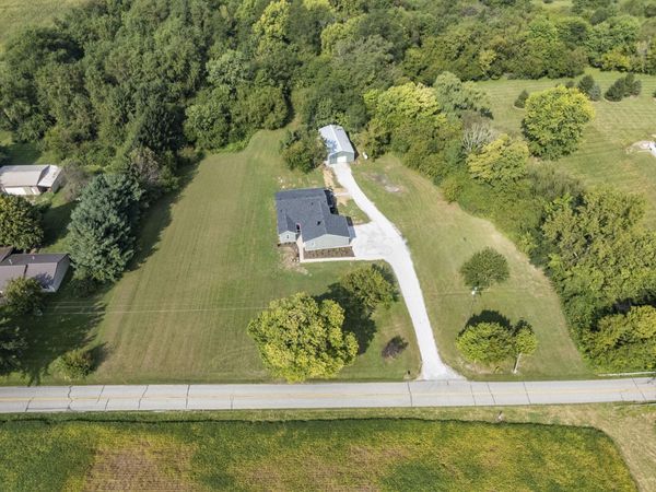 27695 Campbell Road , Circleville, OH 43113