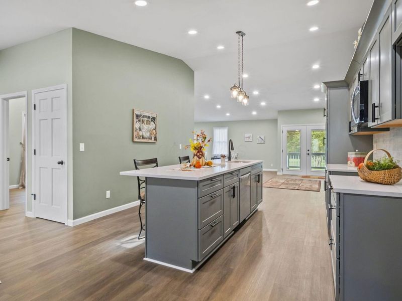 27695 Campbell Road , Circleville, OH 43113 Photo 11