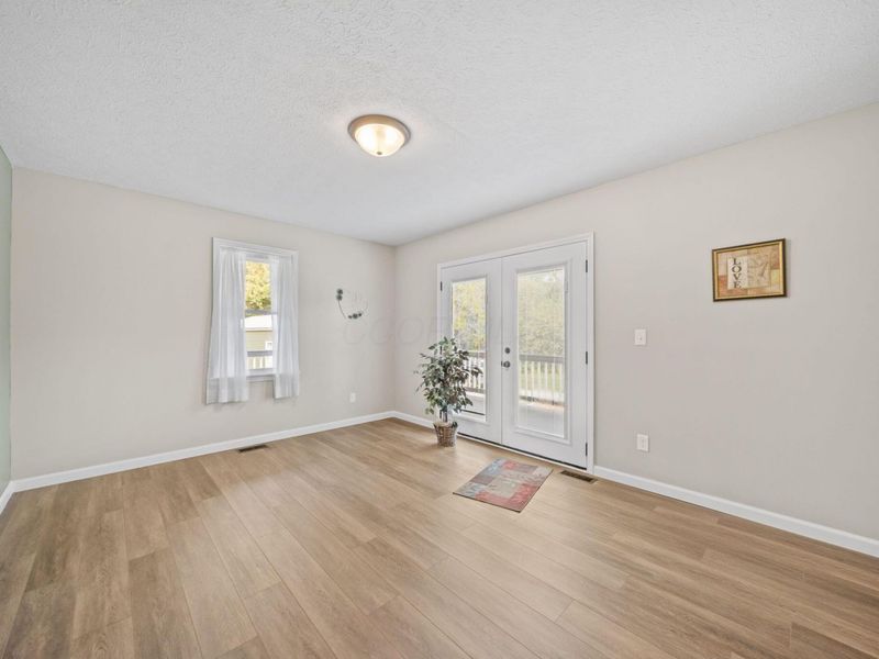 27695 Campbell Road , Circleville, OH 43113 Photo 28