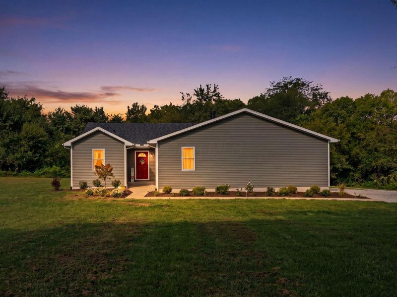 27695 Campbell Road , Circleville, OH 43113 Photo 3