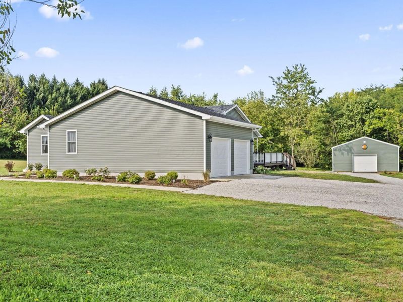 27695 Campbell Road , Circleville, OH 43113 Photo 5