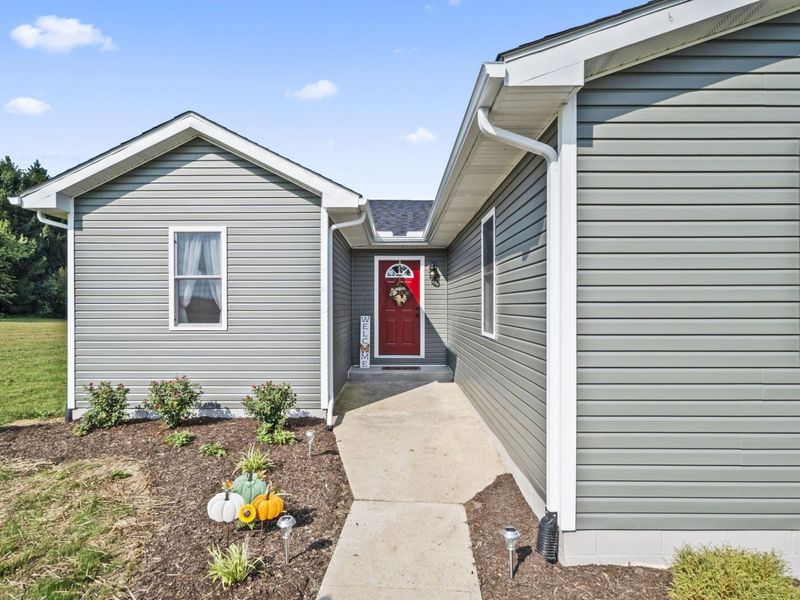 27695 Campbell Road , Circleville, OH 43113 Photo 7