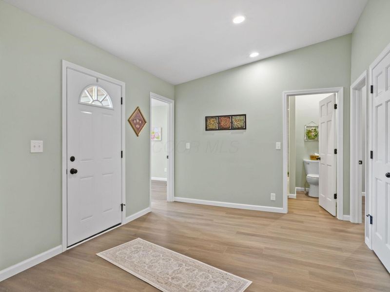 27695 Campbell Road , Circleville, OH 43113 Photo 9