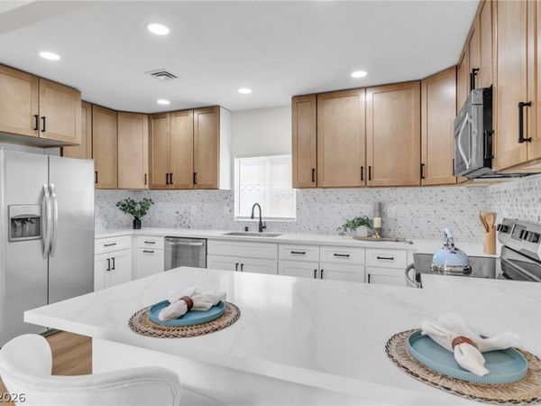 228 Earl Street , Las Vegas, NV 89101