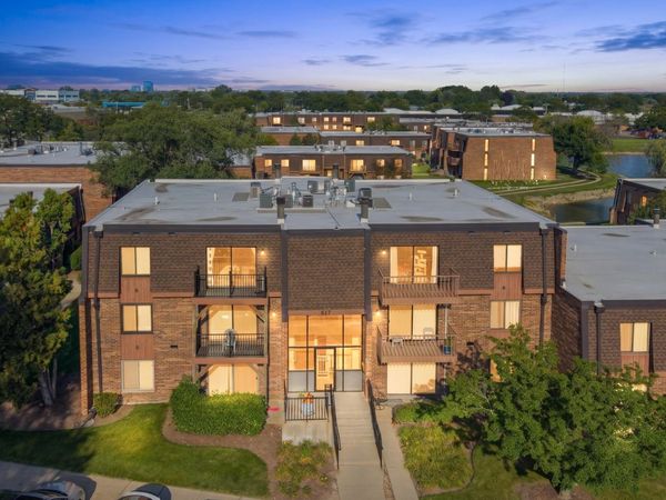617 Limerick Lane , Unit 2B, Schaumburg, IL 60193