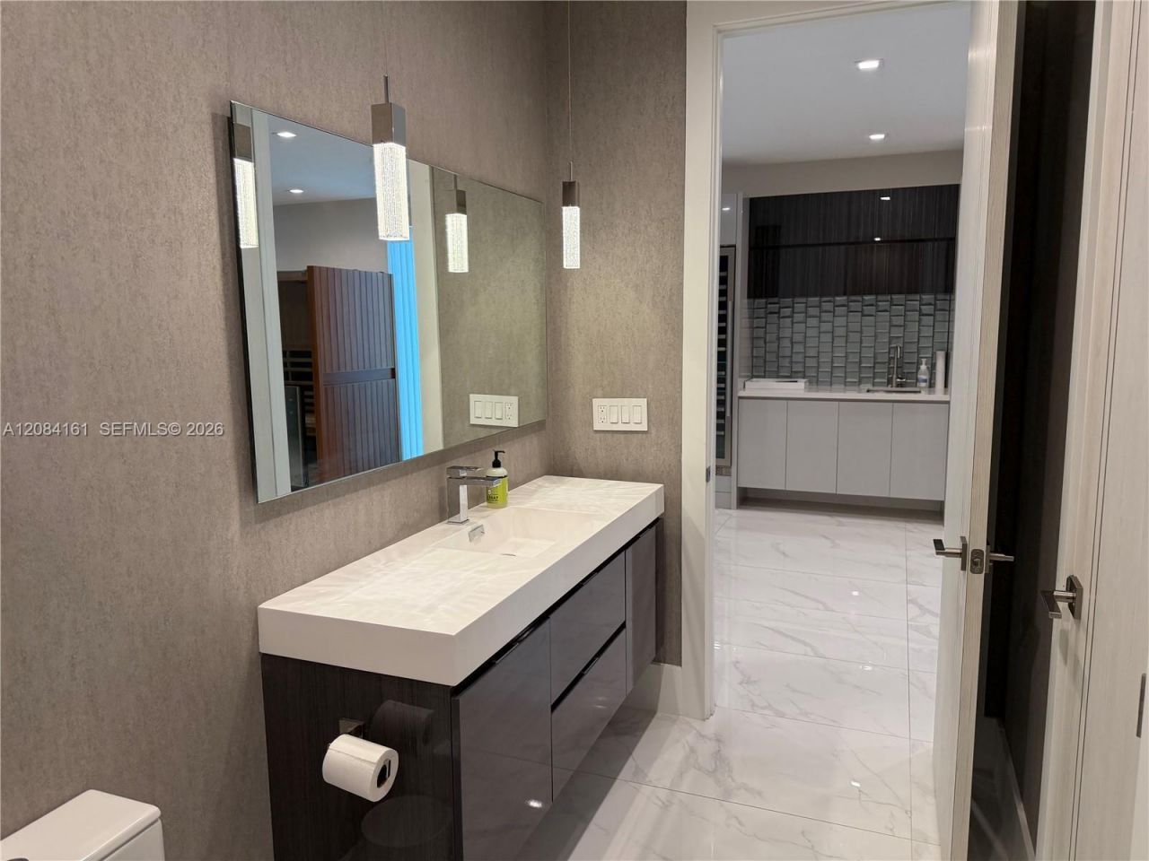 106 NE 16th Ter , Fort Lauderdale, FL 33301 Photo