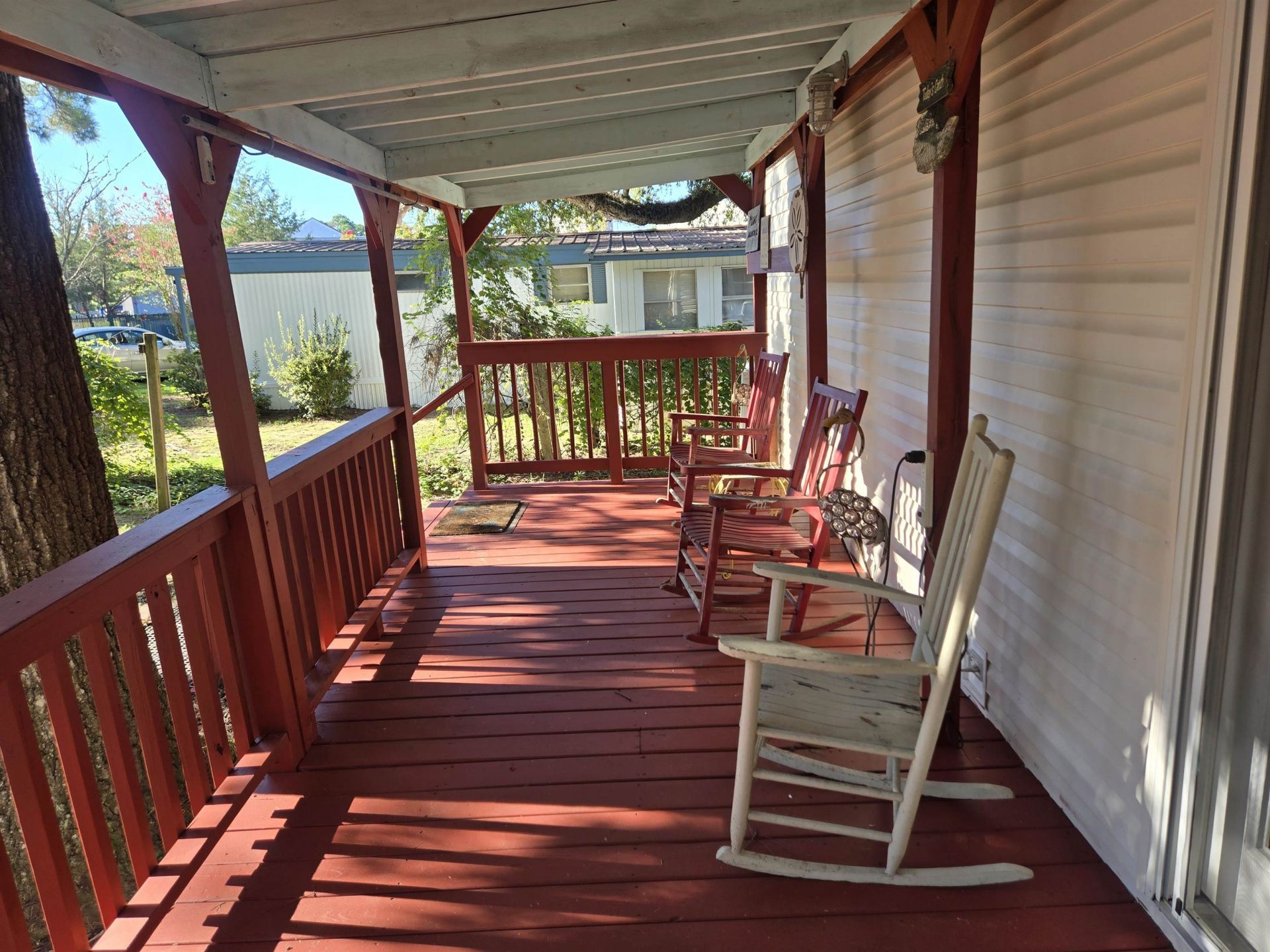 609 Live Oak Dr. Photo 4
