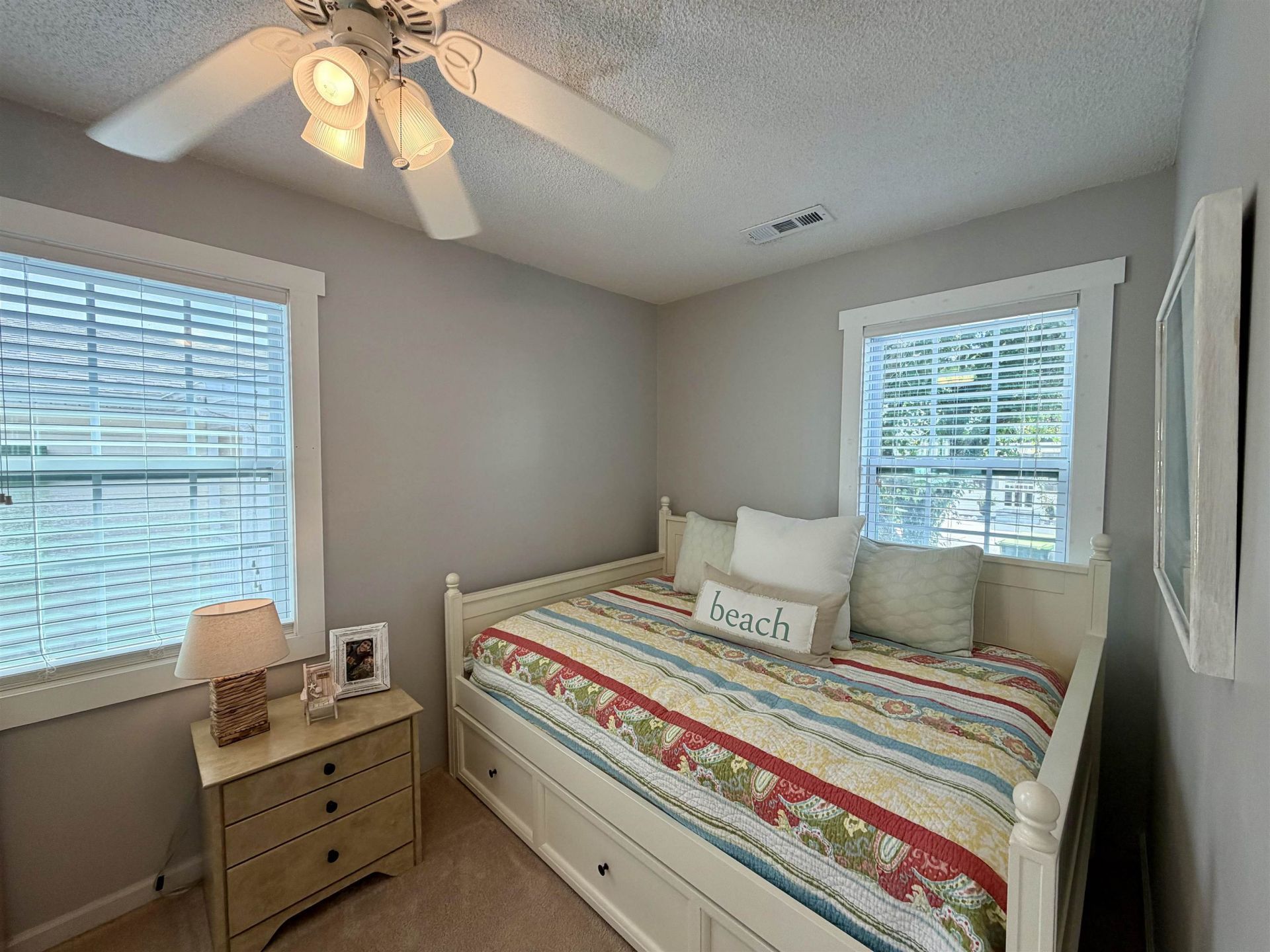 2014 Lark Dr. Photo 17