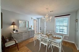 2014 Lark Dr. photo 4