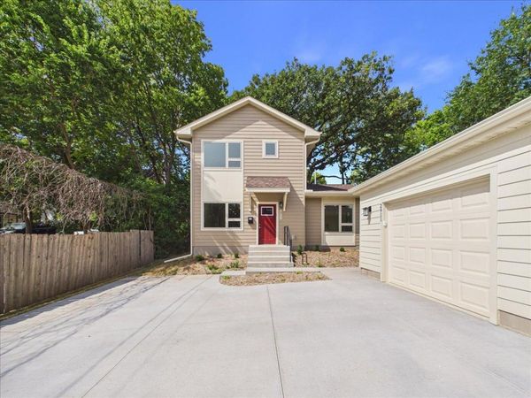 2911 N 4th Street , Minneapolis, MN 55411