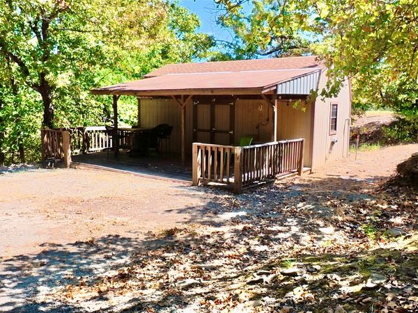 383 Hickory Street , Canadian, OK 74425