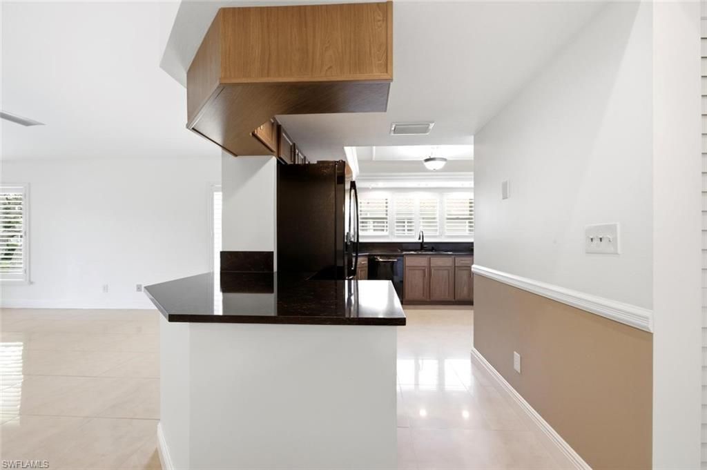 9856 Luna Cir , Unit 204, Naples, FL 34109 Photo