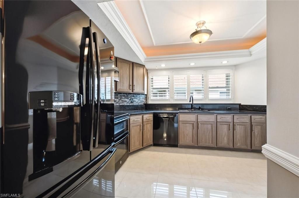 9856 Luna Cir , Unit 204, Naples, FL 34109 Photo