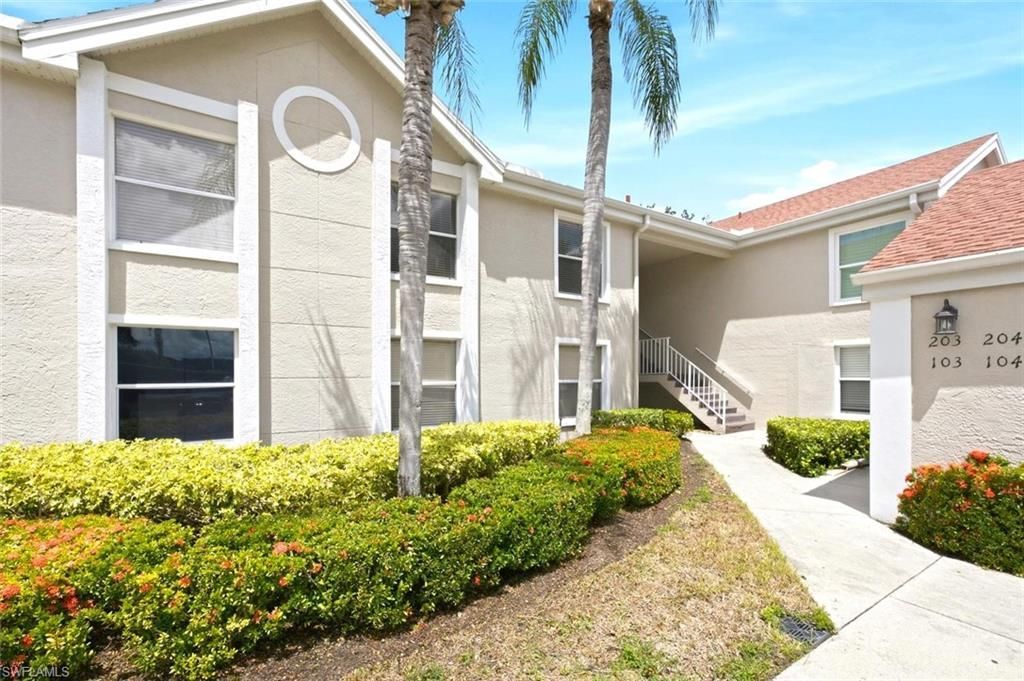 9856 Luna Cir , Unit 204, Naples, FL 34109 Photo