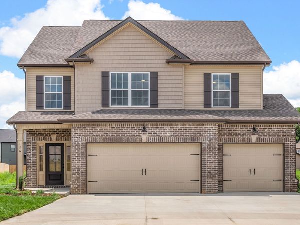 126 Sweet Clover Ct, Clarksville, TN 37040