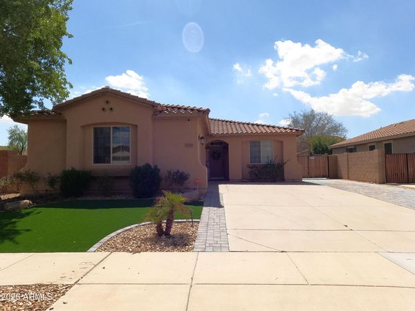 17359 W FETLOCK Trail, Surprise, AZ 85387