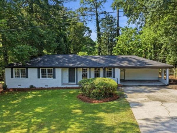 169 Robinhood Drive, Newnan, GA 30263