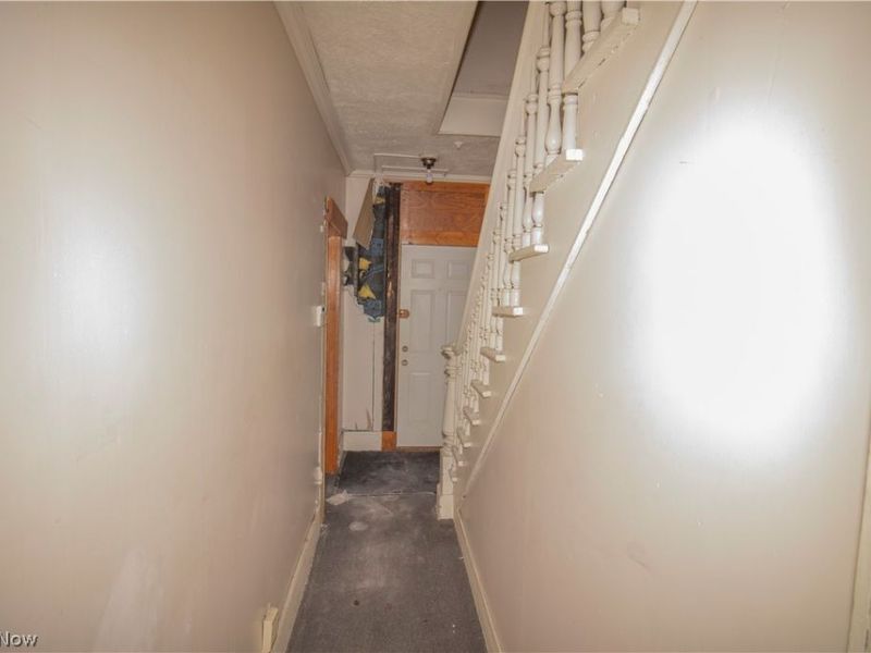 7924 Harvard Avenue, Cleveland, OH 44105 Photo 15