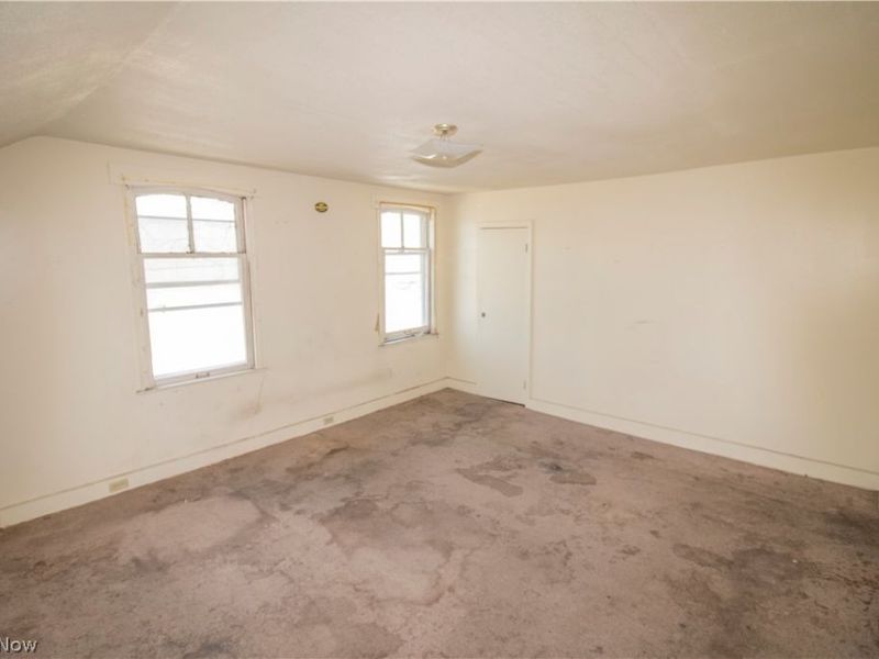 7924 Harvard Avenue, Cleveland, OH 44105 Photo 22