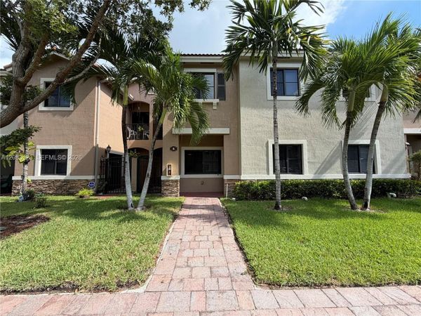22411 SW 88th Pl , Unit 6-26, Cutler Bay, FL 33190