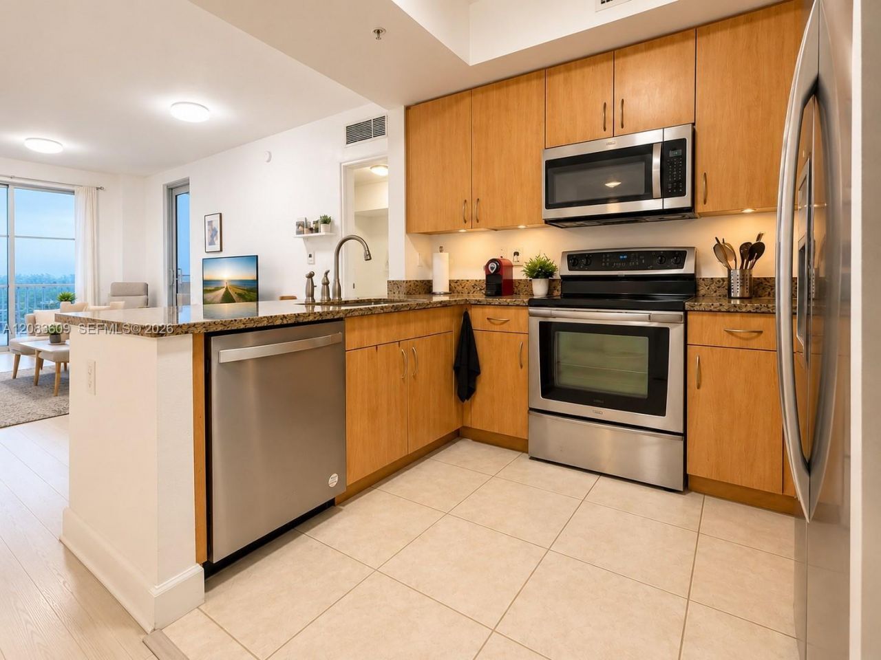 1830 Radius Dr, Unit 608, Hollywood, FL 33020 Photo