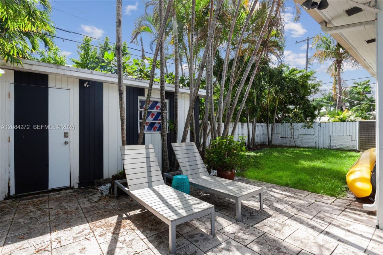 7311 NE 8th Ave , Miami, FL 33138 Photo