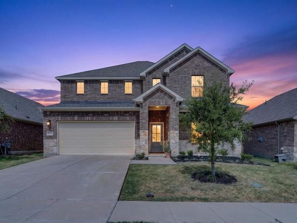 617 Fletcher Drive, Fate, TX 75087