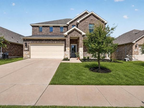 617 Fletcher Drive, Fate, TX 75087