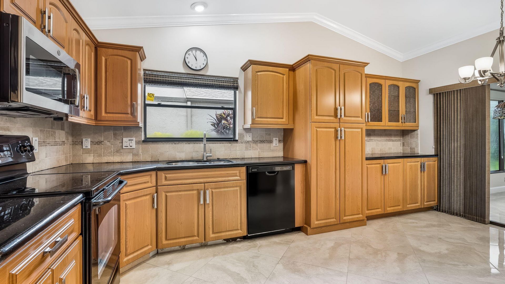 2560 NW 13th Court, Delray Beach, FL 33445 Photo